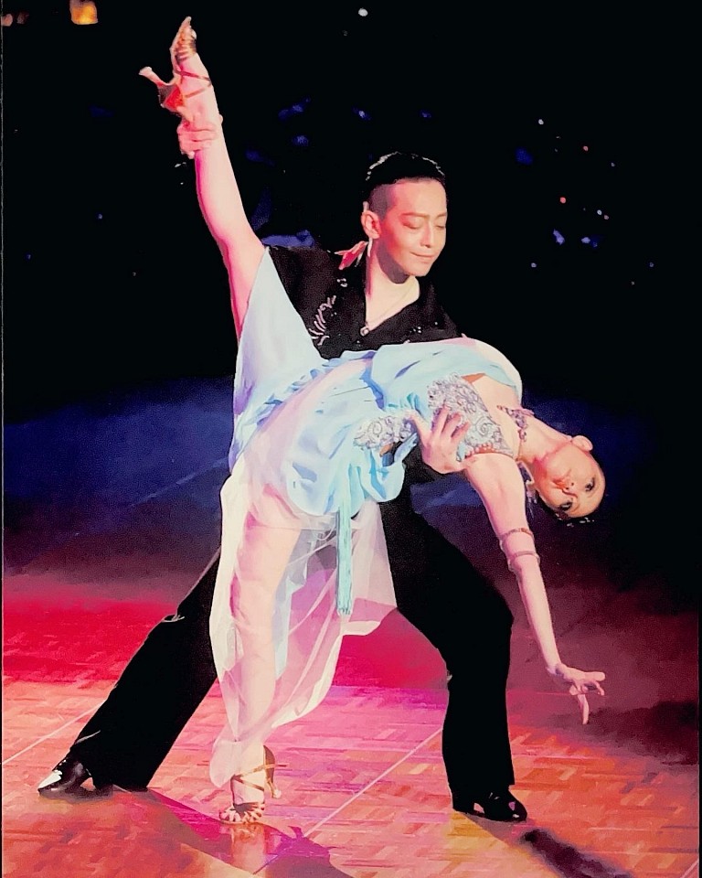 名古屋の社交ダンス、カラオケ発表会、コスプレ、ウェディングならKyo