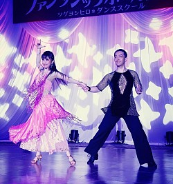 社交ダンス、パーティー